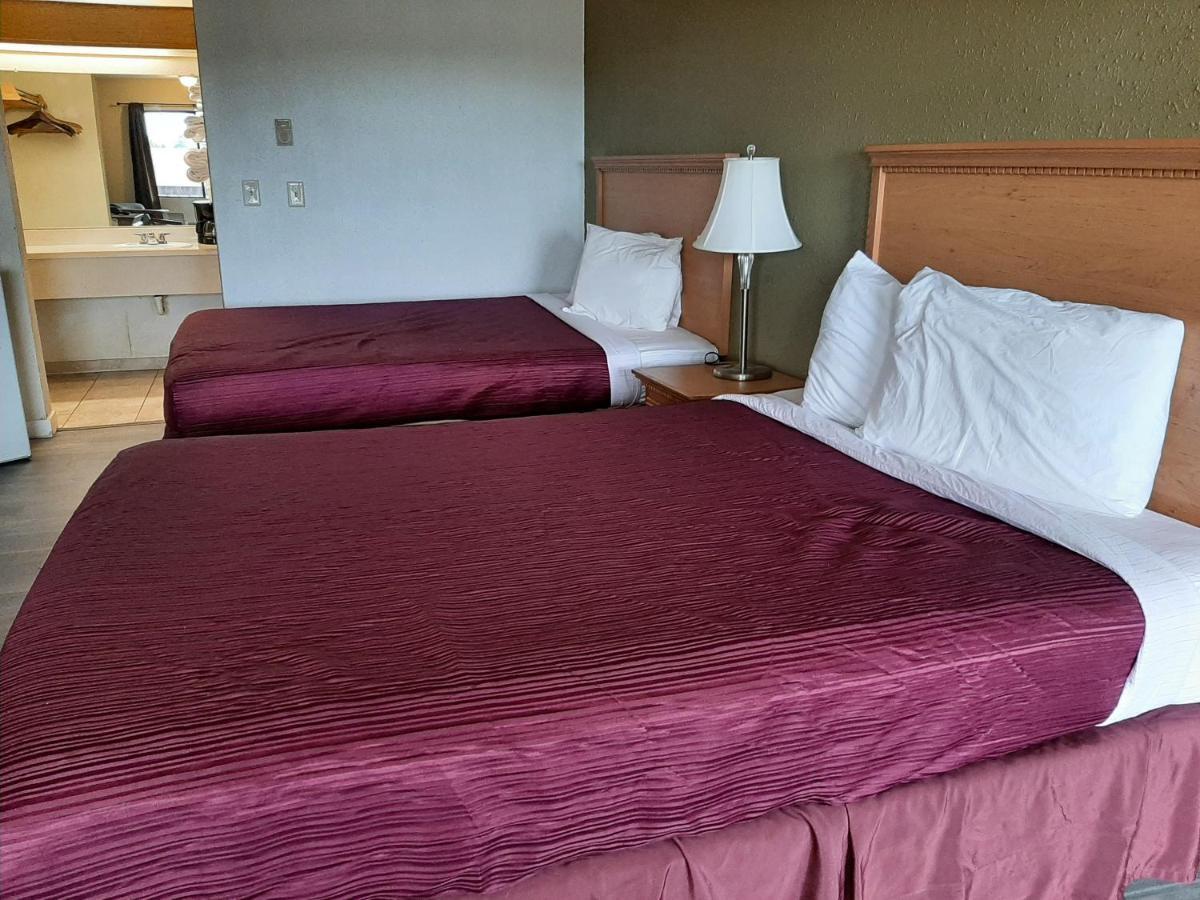 Centralia Inn Bagian luar foto